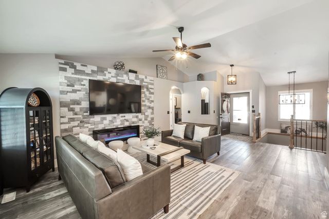 1023 N 3300 W, Layton, UT 84041