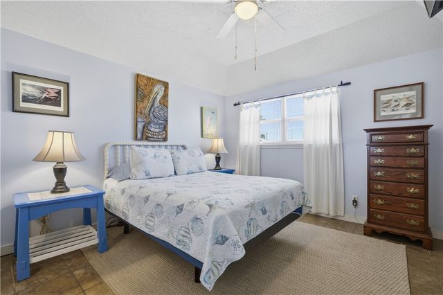 701 La Juana Ct, Port Aransas, TX 78373