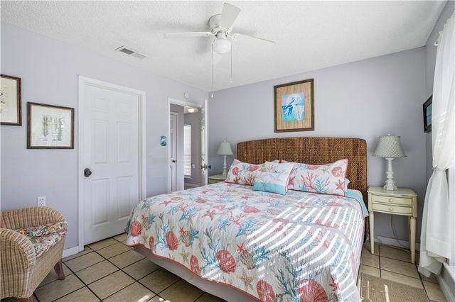 701 La Juana Ct, Port Aransas, TX 78373