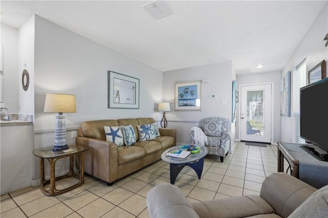 701 La Juana Ct, Port Aransas, TX 78373