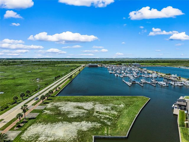 49 Shell Key, Hitchcock, TX 77563