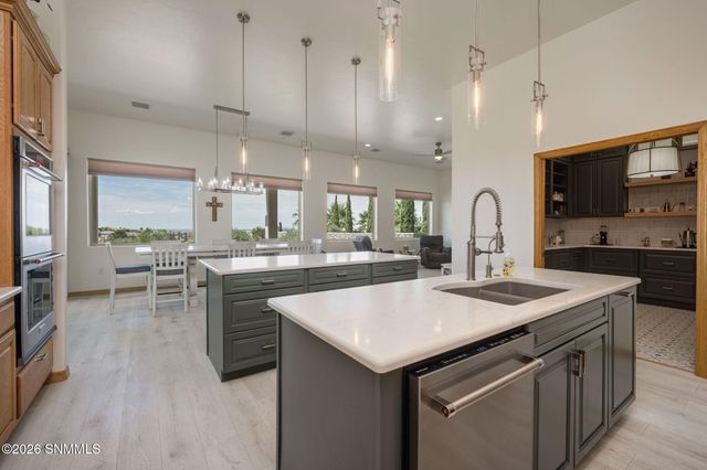 2268 Sedona Hills Parkway, Las Cruces, NM 88011