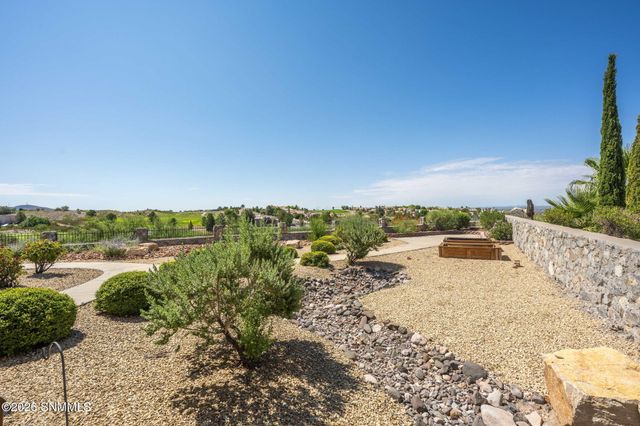 2268 Sedona Hills Parkway, Las Cruces, NM 88011