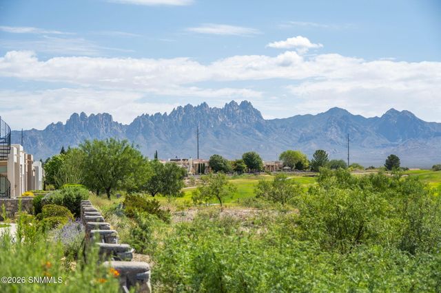2268 Sedona Hills Parkway, Las Cruces, NM 88011