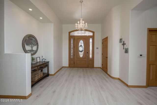 2268 Sedona Hills Parkway, Las Cruces, NM 88011