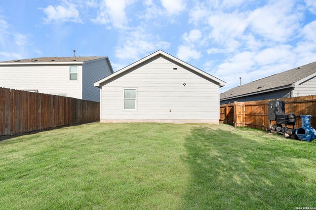 10027 Braun Cloud, San Antonio, TX 78254
