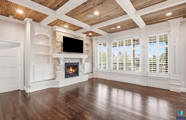 405 E Piping Rock Ln Lane, Sioux Falls, SD 57108