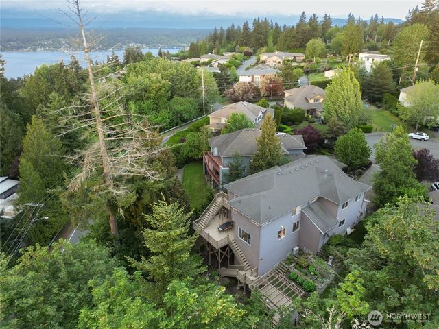 4455 163rd Place SE, Bellevue, WA 98006