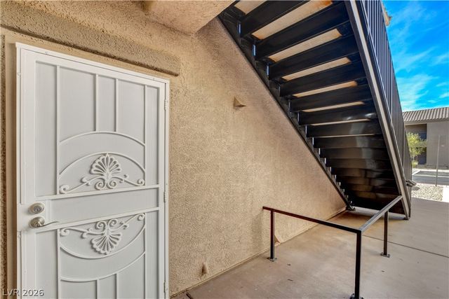 6630 Caporetto Lane 103, North Las Vegas, NV 89084