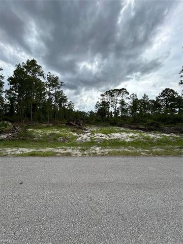 1123 Leroy AVE, Lehigh Acres, FL 33972