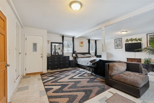 3403 Dubuque Avenue, Des Moines, IA 50317