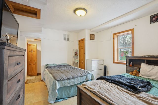 3403 Dubuque Avenue, Des Moines, IA 50317