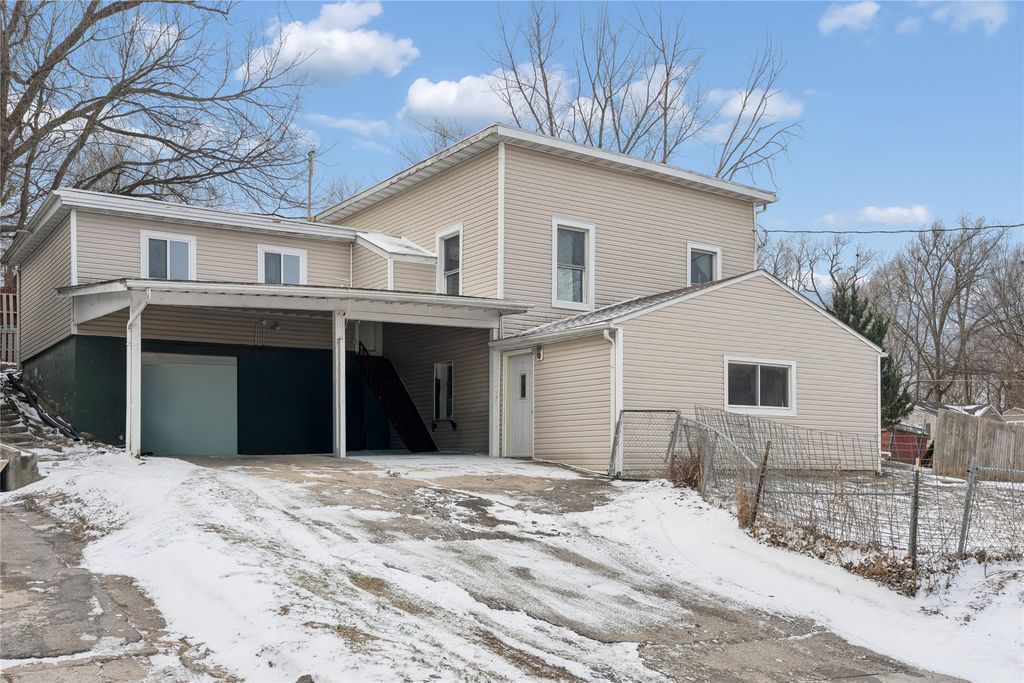 3403 Dubuque Avenue, Des Moines, IA 50317