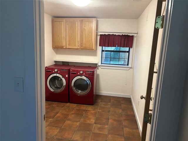 10710 US Highway 80, Terrell, TX 75161