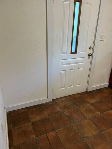 10710 US Highway 80, Terrell, TX 75161