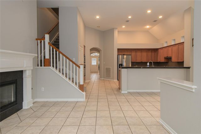 58 S Plum Crest Circle, Spring, TX 77382