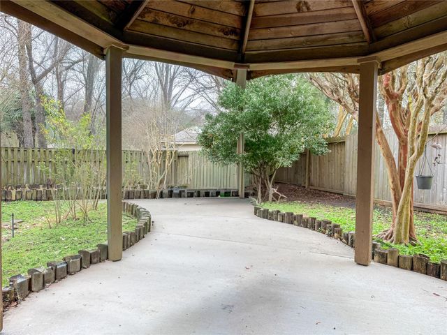 58 S Plum Crest Circle, Spring, TX 77382