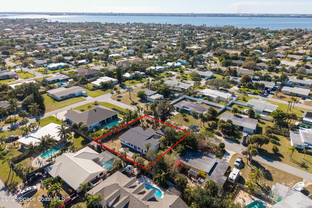 2230 Sunset Avenue, Indialantic, FL 32903