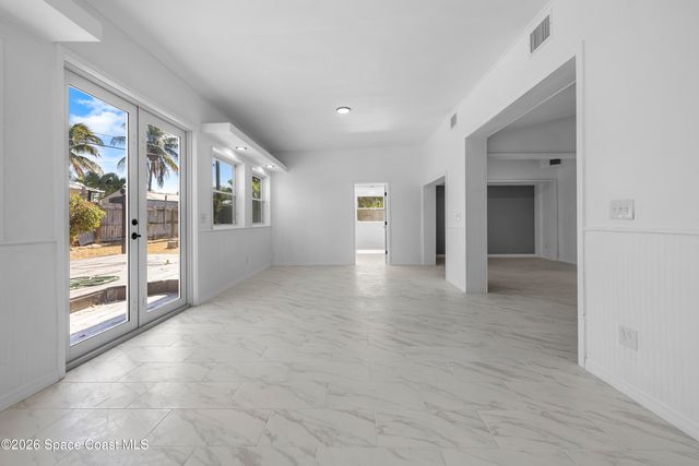 2230 Sunset Avenue, Indialantic, FL 32903
