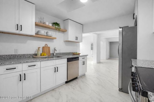 2230 Sunset Avenue, Indialantic, FL 32903