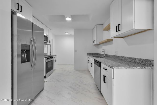 2230 Sunset Avenue, Indialantic, FL 32903