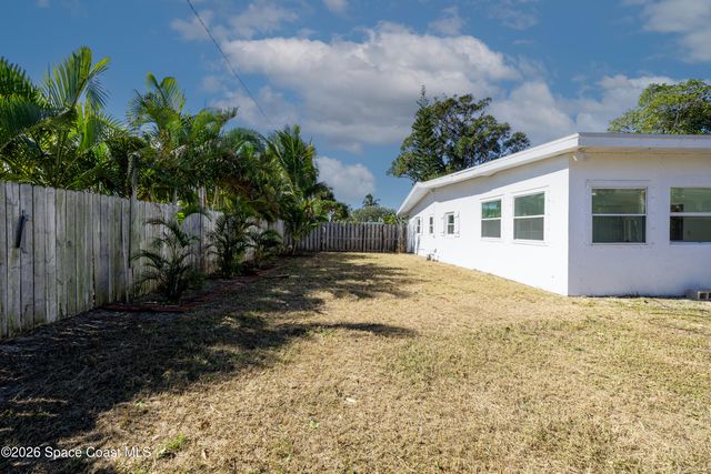 2230 Sunset Avenue, Indialantic, FL 32903