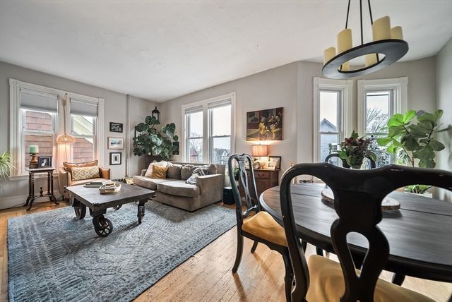37 John St 2, Chelsea, MA 02150