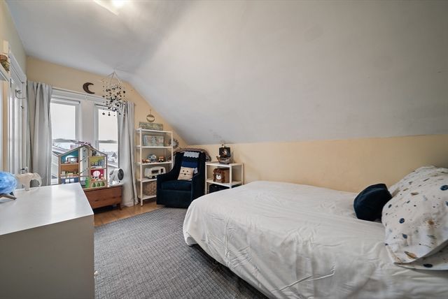 37 John St 2, Chelsea, MA 02150