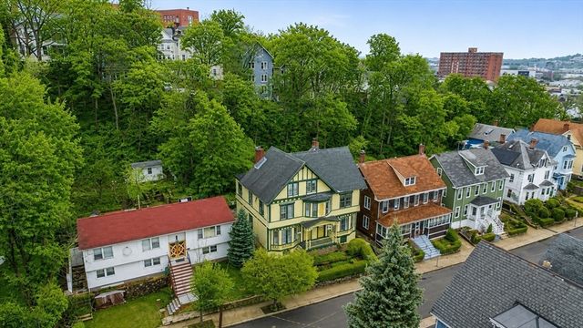 37 John St 2, Chelsea, MA 02150