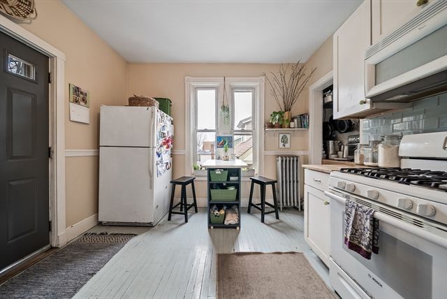 37 John St 2, Chelsea, MA 02150