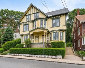 37 John St 2, Chelsea, MA 02150