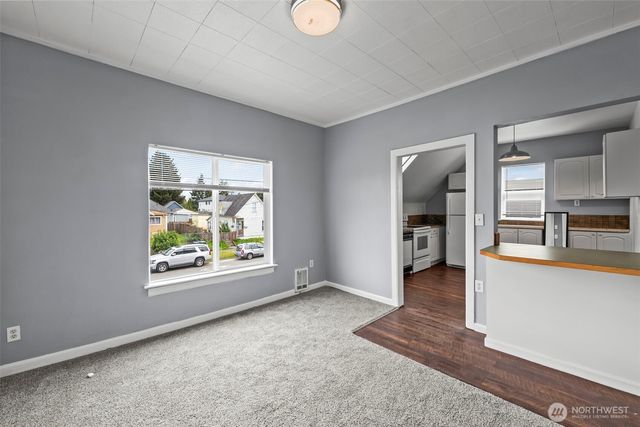 2204 S 12th Street, Tacoma, WA 98405