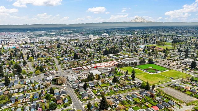 2204 S 12th Street, Tacoma, WA 98405