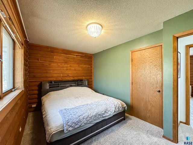 6209 N Western Ave Avenue, Sioux Falls, SD 57107