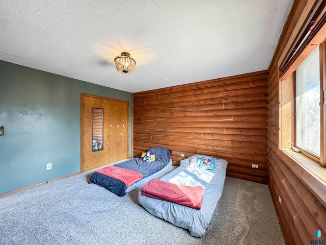 6209 N Western Ave Avenue, Sioux Falls, SD 57107