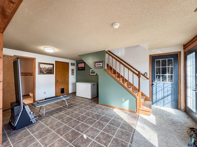 6209 N Western Ave Avenue, Sioux Falls, SD 57107