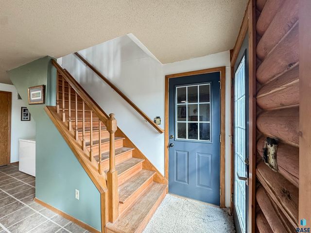 6209 N Western Ave Avenue, Sioux Falls, SD 57107