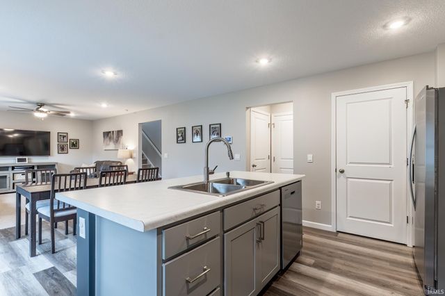 14341 Kidd Creek Crossover, Fort Wayne, IN 46845