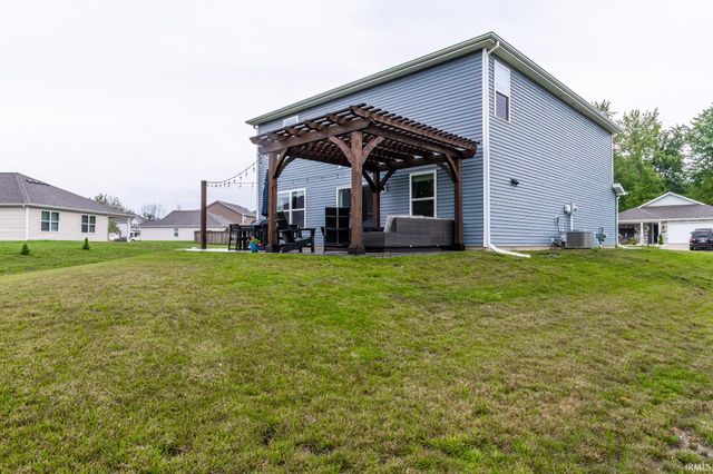 14341 Kidd Creek Crossover, Fort Wayne, IN 46845