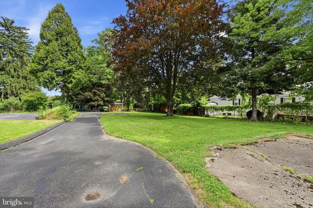 103 GARRIS RD, Downingtown, PA 19335