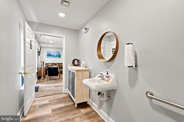 103 GARRIS RD, Downingtown, PA 19335