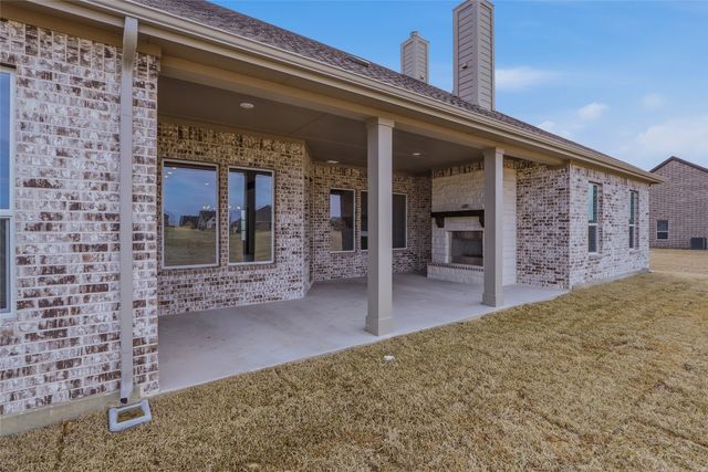 810 Valley Ridge Road, Van Alstyne, TX 75495