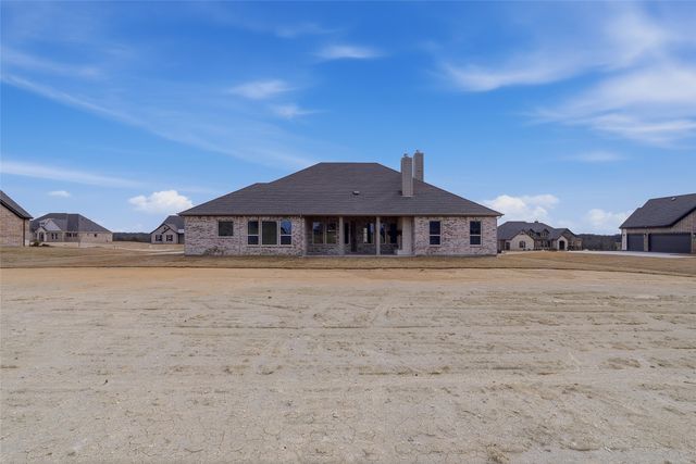 810 Valley Ridge Road, Van Alstyne, TX 75495