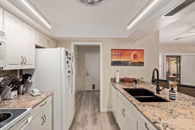 13749 W MEEKER Boulevard, Sun City West, AZ 85375