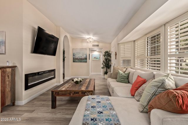 13749 W MEEKER Boulevard, Sun City West, AZ 85375