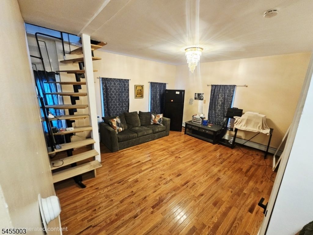 107 N 7Th St, Paterson City, NJ 07522 — photo 4