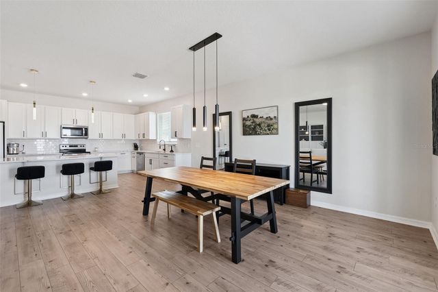2429 BEGONIA STREET, Mascotte, FL 34753