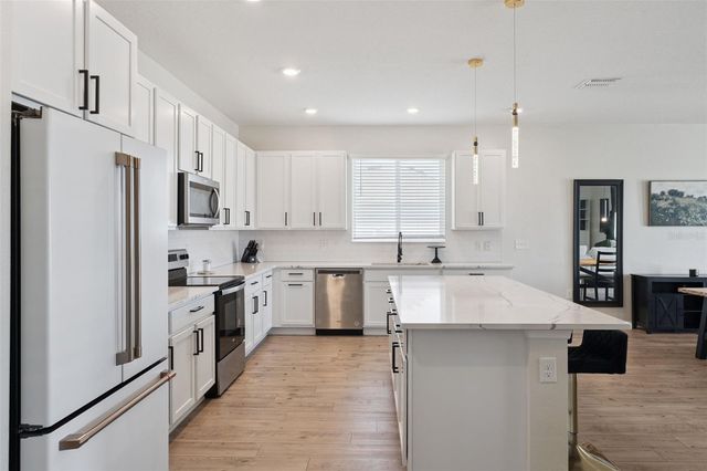 2429 BEGONIA STREET, Mascotte, FL 34753