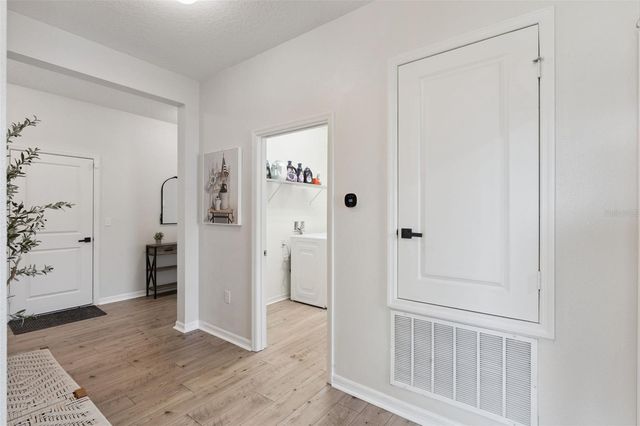 2429 BEGONIA STREET, Mascotte, FL 34753