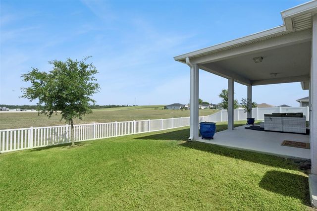 2429 BEGONIA STREET, Mascotte, FL 34753
